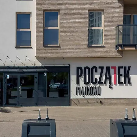 Bright In With Parking, Balcony And Desk By Renters Poznań